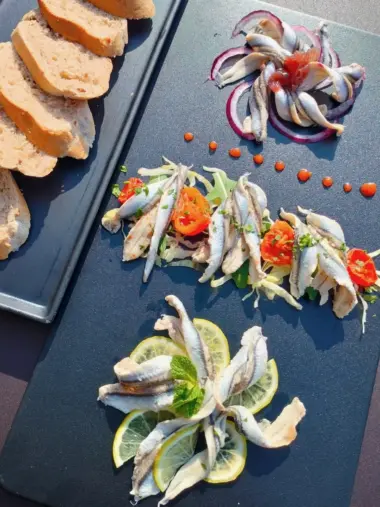 727d4569-70a3-4a13-808f-18cb64013453 727d4569-70a3-4a13-808f-18cb64013453